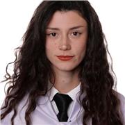 Me llamo Paula, tengo 23 años y soy Psicóloga. Llevo 4 años dando clases particulares, incluyendo clases de inglés, de lengua, matemáticas o simple técnicas de estudio y apoyo escolar. He tratado con niños con dificultades diferentes, así como TDAH, falta